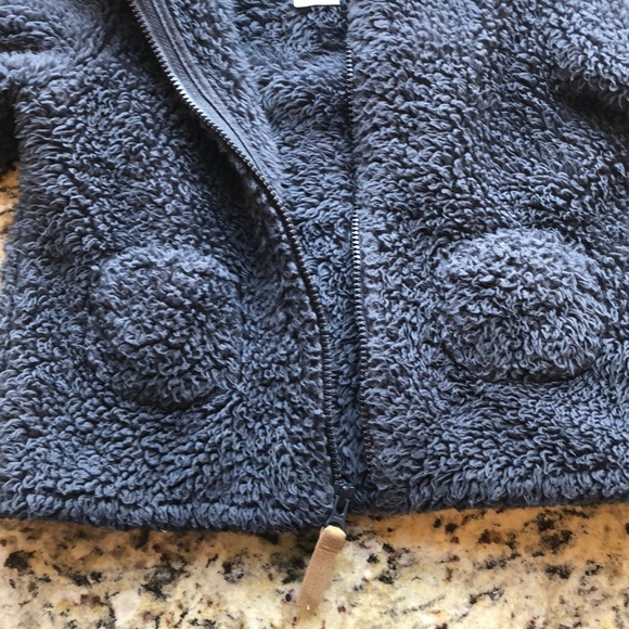 Carters 12 month jacket EUC - Picture 5 of 5